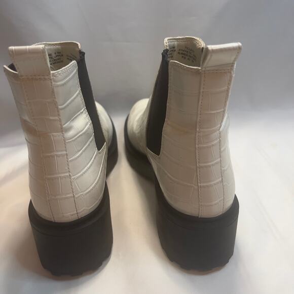Steve Madden White Crocodile Reptile Chunky Boots Booties Women's Tyclone 8.5 - Picture 2 of 16